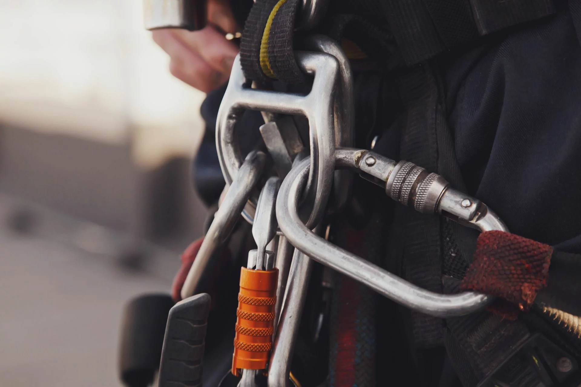 Équipement cordiste sur toiture